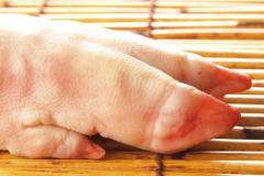 如何针对猪脚的做法设计出贴切的香料配方