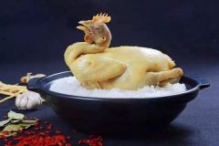 广东盐焗鸡美味的秘诀